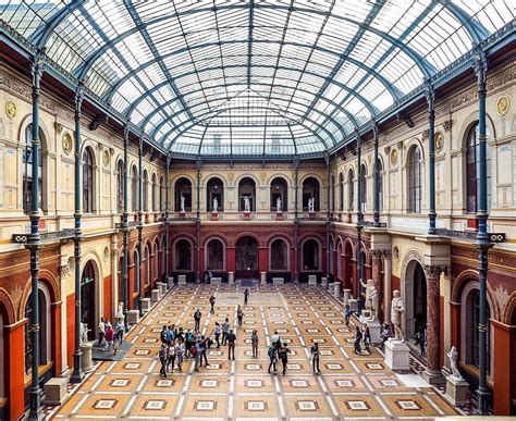 Den mystiska Palais des Beaux-Arts i Paris - En resa genom tidernas konstskatter!